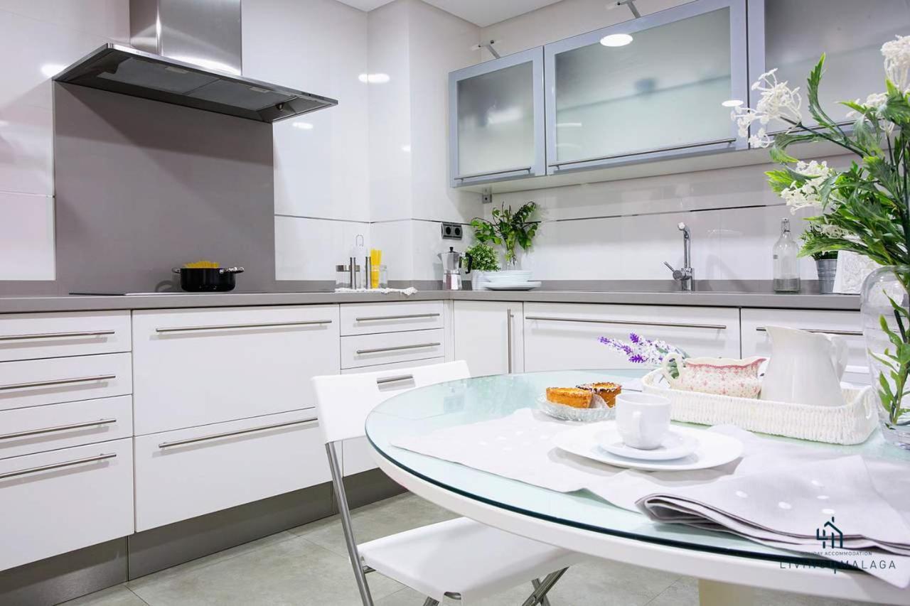 Living4Malaga Reding Superior Apartment Buitenkant foto